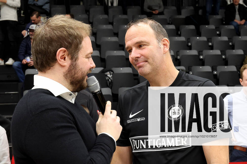 SOCCER - Lions Benefiz Turnier GRAZ,AUSTRIA,27.DEC.22 - SOCCER - Lions Benefiz Legenden Hallenfussball Turnier. Image shows Philipp Jocham and Mario Haas (Sturm). GEPAxpictures Oberlaender