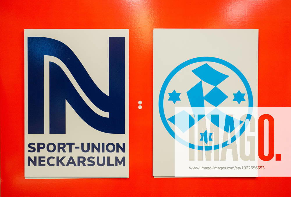 Auslosung Paarung Union Neckarsulm - Stuttgarter Kickers GER, Stuttgart, Auslosung für die Viertelfinal- und Halbfinal-Partien im DB Regio-wfv-Pokal der Herren 2022 23, 20.01.2023, Hauptbahnhof Stuttgart. Gleis 1 in einem Elektrotriebwagen der Baureihe 442 von Bombardier, der üblicherweise auf der Gäu- bzw. Murrbahn verkehrt. GER, Stuttgart, DB Regio-wfv-Pokal der Herren 2022 23