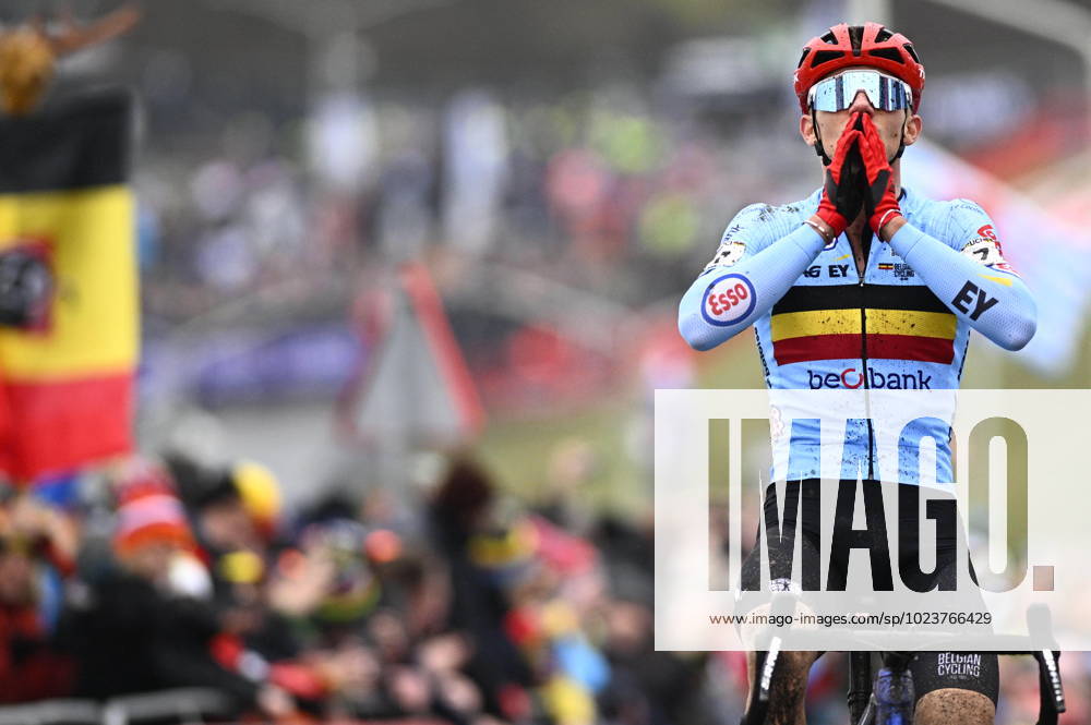 Belgian Thibau Nys celebrates after winning the Men U23 race at the UCI Cyclocross World Championships, in Hoogerheide, The Netherlands on Saturday 04 February 2023. JASPERxJACOBS x59188810x