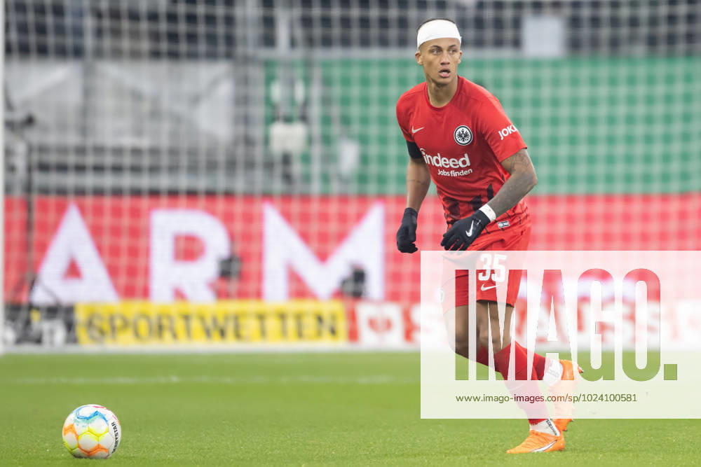 Eintracht Frankfurt - SV Darmstadt 98, DFB-Pokal Lucas Silva Melo, Tuta (Eintracht Frankfurt, 35). DFB-Pokalspiel zwischen Eintracht Frankfurt und dem SV Darmstadt 98 am 7. Februar 2023 im Deutsche Bank Park in Frankfurt am Main. Nach Vorgaben der DFL, Deutsche Fußball Liga, ist es untersagt, in dem Stadion und oder vom Spiel angefertigte Fotoaufnahmen in Form von Sequenzbildern und oder videoähnlichen Fotostrecken zu verwerten bzw. verwerten zu lassen., Frankfurt am Main Hessen Deutschland Deutsche Bank Park