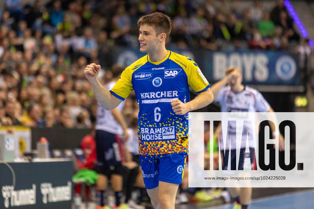 Daniel Fernandez (TVB Stuttgart, 06) jubelt freut sich, positive Emotionen GER, TVB Stuttgart vs. SG Flensburg-Handewitt, Handball, Liqui Moly HBL, Handball Bundesliga, 19. Spieltag, Spielzeit 2022 2023, 12.02.2023 GER, TVB Stuttgart vs. SG Flensburg-Handewitt, Handball, Liqui Moly HBL, Handball Bundesliga, 19. Spieltag, Spielzeit 2022 2023, 12.02.2023 Stuttgart