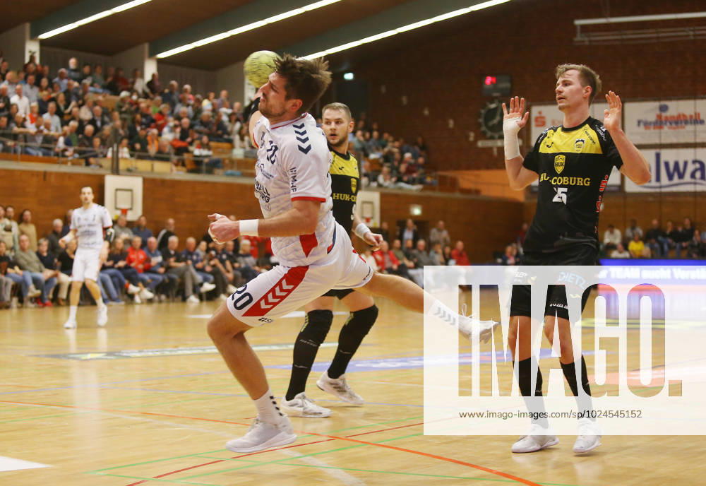 BAU 22.02.2023 Bietigheim Handball SG BBM Bietigheim vs. HSC 2000 Coburg, Paco Barthe (BBM) am Ball