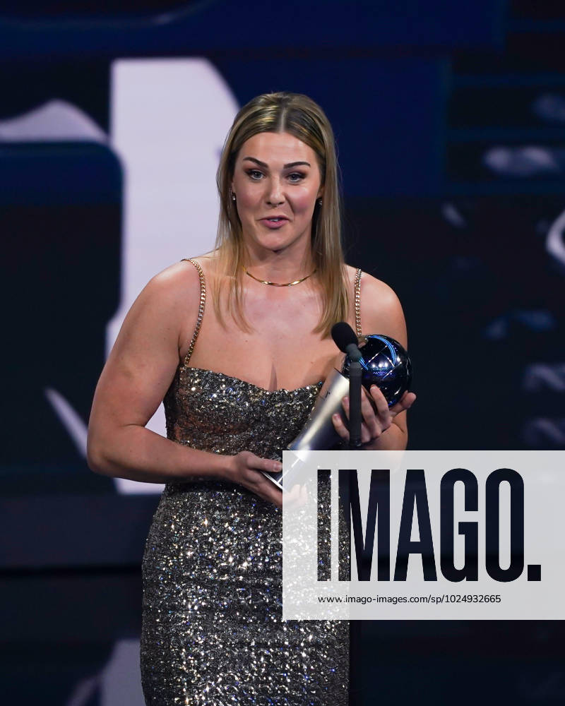 Paris, France, February 27th 2023: Mary Earps winning the award for Best Women s Goalkeeper during the The Best FIFA Football Awards 2022 at Salle Pleyel in Paris, France. (Daniela Porcelli SPP)