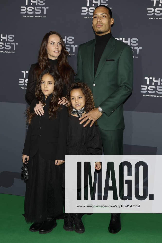 27 Fevrier 2023 : Paris, France : Virgil van Dijk arrivant la la soirà e des FIFA AWARDS THE BEST 2023 à la Salle Pleyel. (Henri Szwarc Starface) 289106 2023-02-27 Paris France