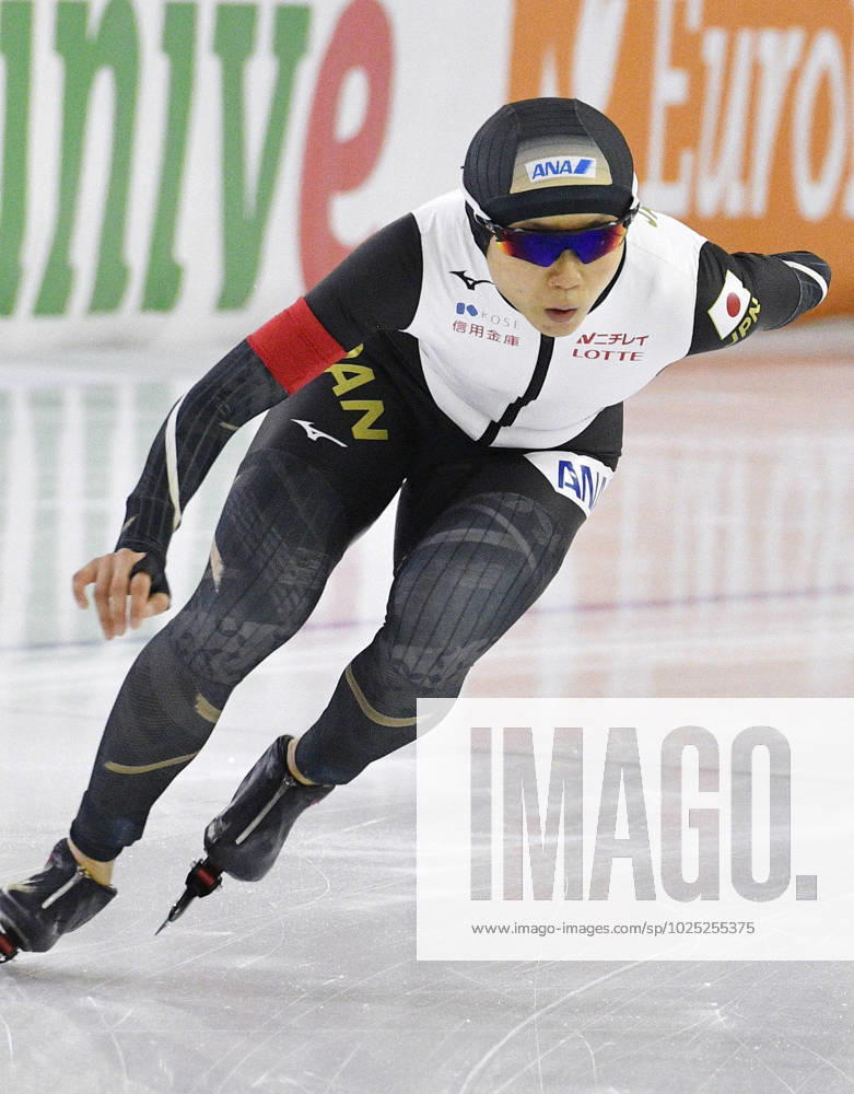 Speed skating, Eisschnelllauf World championships Japan s Miho Takagi skates her way into third place in the women s 1,500-meter race at the speed skating world championships in Heerenveen, the Netherlands, on March 5, 2023. A14AA0001403051P
