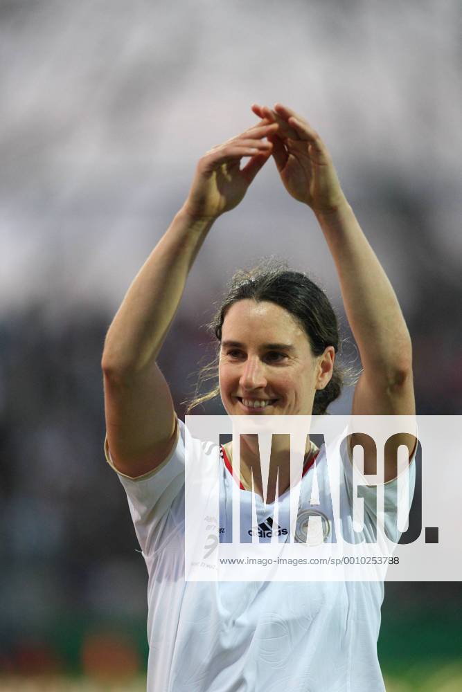 Fussball - Abschiedsspiel Birgit Prinz in Frankfurt, Nationalmannschaft Deutschland vs. 1.FFC Frankfurt, 27.03.2012, -
