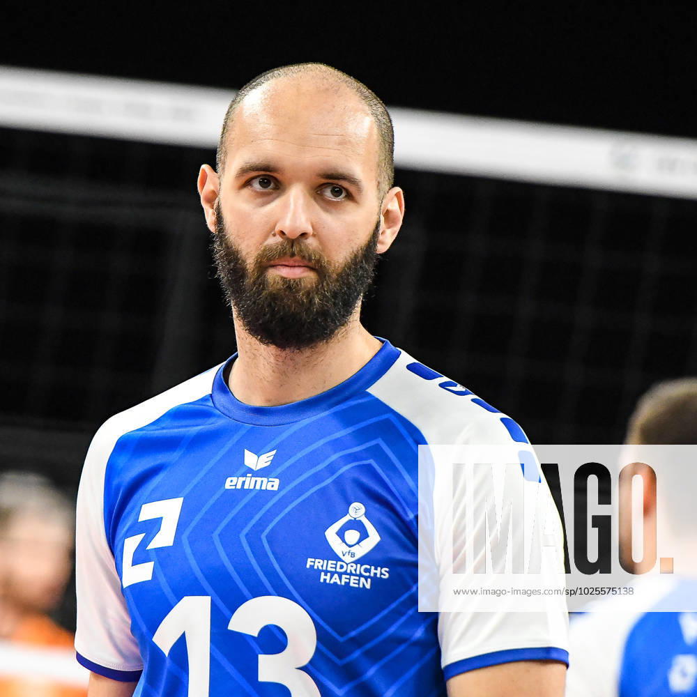 GER, 2023 CEV Volleyball Champions League, VfB Friedrichshafen (GER) vs Jastrzebski Wegiel (POL) 09.03.2023, ratiopharm Arena, Neu-Ulm, GER, 2023 CEV Volleyball Champions League, VfB Friedrichshafen (GER) vs Jastrzebski Wegiel (POL), Viertelfinale, im Bild Vojin Cacic (Friedrichshafen, 13)