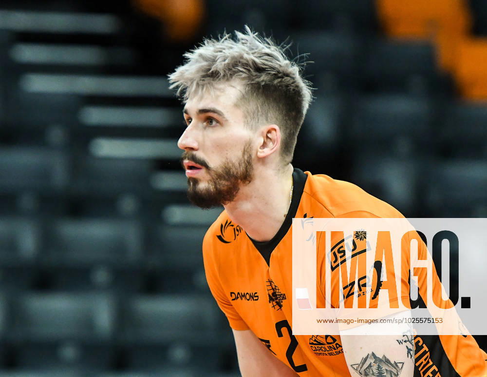 GER, 2023 CEV Volleyball Champions League, VfB Friedrichshafen (GER) vs Jastrzebski Wegiel (POL) 09.03.2023, ratiopharm Arena, Neu-Ulm, GER, 2023 CEV Volleyball Champions League, VfB Friedrichshafen (GER) vs Jastrzebski Wegiel (POL), Viertelfinale, im Bild Tomasz Fornal (Jastrzebski, 21)
