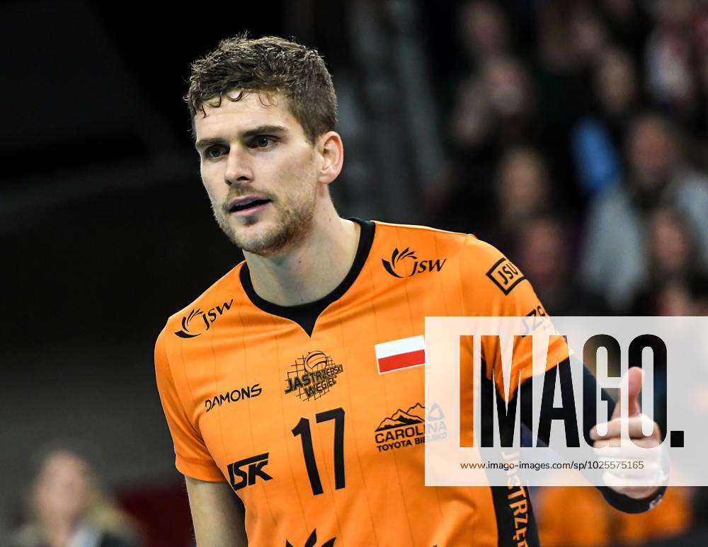 GER, 2023 CEV Volleyball Champions League, VfB Friedrichshafen (GER) vs Jastrzebski Wegiel (POL) 09.03.2023, ratiopharm Arena, Neu-Ulm, GER, 2023 CEV Volleyball Champions League, VfB Friedrichshafen (GER) vs Jastrzebski Wegiel (POL), Viertelfinale, im Bild Trevor Clevenot (Jastrzebski, 17)
