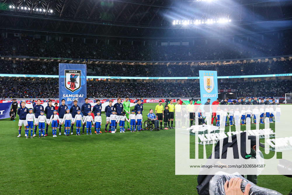 (L-R) Japan team group, Mannschaftsbild, Totale line-up (JPN), Uruguay team group (URY), MARCH 24, 2023 - Football Soccer : KIRIN Challenge Cup 2023 match between Japan - Uruguay at National Stadium, Tokyo, Japan. Noxthirdxpartyxsales (214249949)