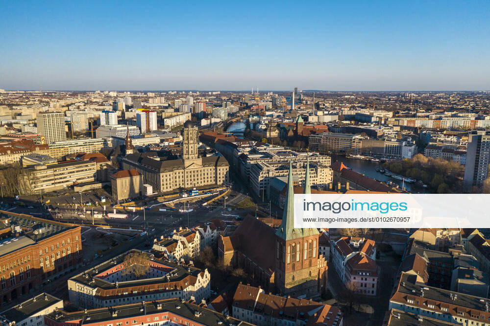 Germany, Berlin, Aerial view of Saint Nicholas Church and surrounding buildings of Nikolaiviertel quarter TAMF02376