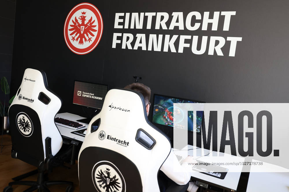 Eröffnung der Esports Academy von Eintracht Frankfurt v.l.,