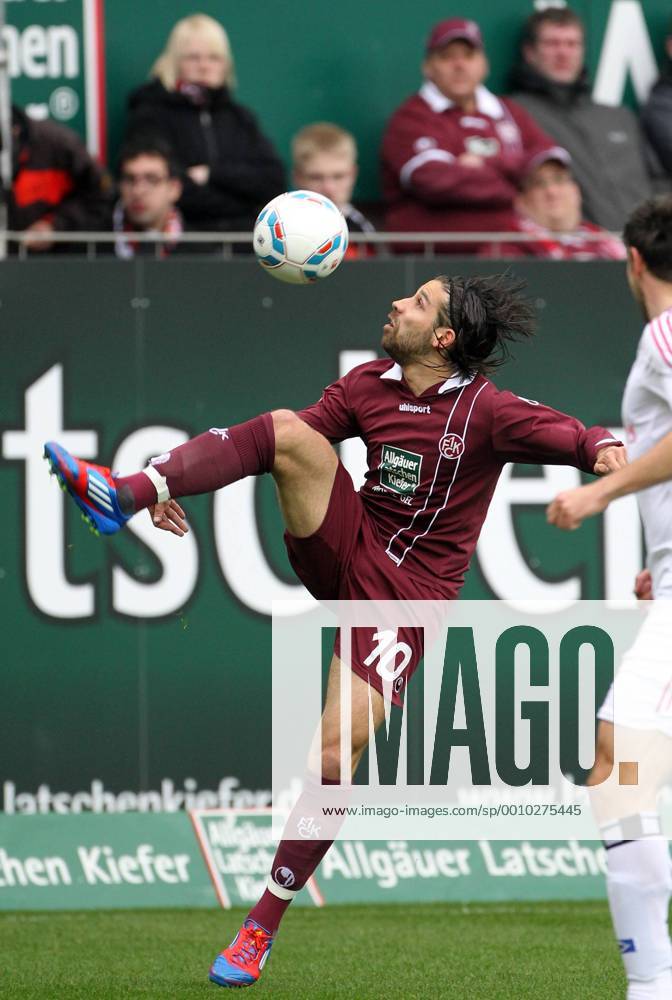 Fußball Bundesliga, 28.Spieltag, 1.FC Kaiserslautern - Hamburger SV am Samstag (31.03.2012) im Fritz-Walter-Stadion in Kaiserslautern.Kaiserslauterns Olcay Sahan. 1.FC Kaiserslautern - Hamburger SV