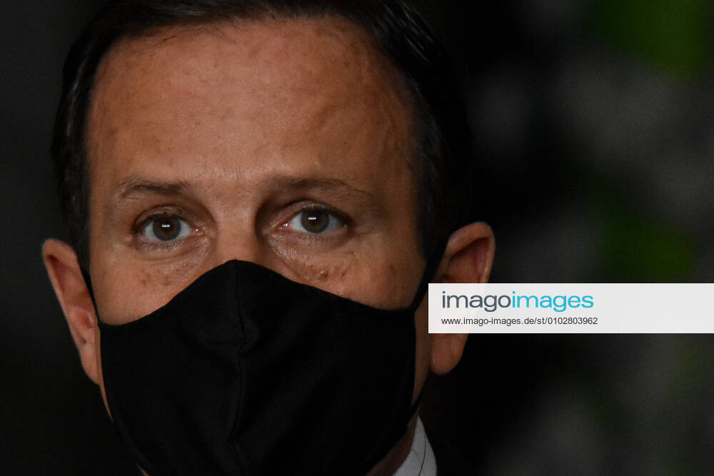 SÃO PAULO, SP - 31.07.2020: COLETIVA DE IMPRENSA JOÃO DORIA COVID19 - João Doria, (PSDB) Governor of São Paulo, during a press conference on measures to combat the Coronavirus, (COVID-19) this Friday, (31) at the Palácio dos Bandeirantes. During the press conference, Governor João Doria (PSDB) spoke about the invitation he received from President Jair Bolsonaro, (Without a Party) to visit the Ribeira Valley, and about the Coronavirus vaccine (COVID-19). x1943949x RobertoxCasimiro