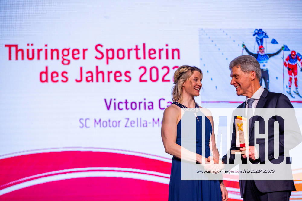 GER, Saison 22, Maenner Frauen Mannschaft, Ehrung Thüringer Sportler des Jahres 2022 der Landessportbund und die Stiftung Thüringer Sporthilfe ehren die Thüringer Sportler des Jahres 2022, im Bild zu sehen die Sportlerin des Jahres Victoria Carl Ilmenau Festhalle Ilmenau Thüringen Deutschland