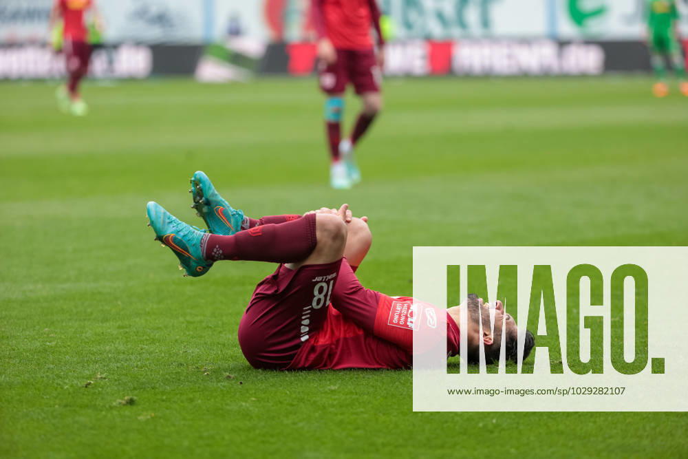 Frust, Enttaeuschung, Zorn bei Aygün Yildirim (Regensburg) ; GER, FC Hansa Rostock vs. SSV Jahn Regensburg, Fussball, 2. Bundesliga, 31. Spieltag, Spielzeit 2022 2023, 06.05..2023, DFL REGULATIONS PROHIBIT ANY USE OF PHOTOGRAPHS AS IMAGE SEQUENCES AND OR QUASI-VIDEO, GER, FC Hansa Rostock vs. SSV Jahn Regensburg, Fussball, 2. Bundesliga, 31. Spieltag, Spielzeit 2022 2023, 06.05..2023 Rostock