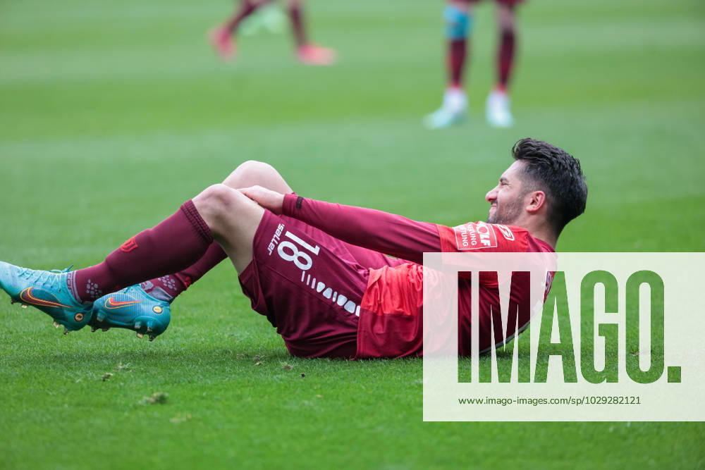Frust, Enttaeuschung, Zorn bei Aygün Yildirim (Regensburg) ; GER, FC Hansa Rostock vs. SSV Jahn Regensburg, Fussball, 2. Bundesliga, 31. Spieltag, Spielzeit 2022 2023, 06.05..2023, DFL REGULATIONS PROHIBIT ANY USE OF PHOTOGRAPHS AS IMAGE SEQUENCES AND OR QUASI-VIDEO, GER, FC Hansa Rostock vs. SSV Jahn Regensburg, Fussball, 2. Bundesliga, 31. Spieltag, Spielzeit 2022 2023, 06.05..2023 Rostock