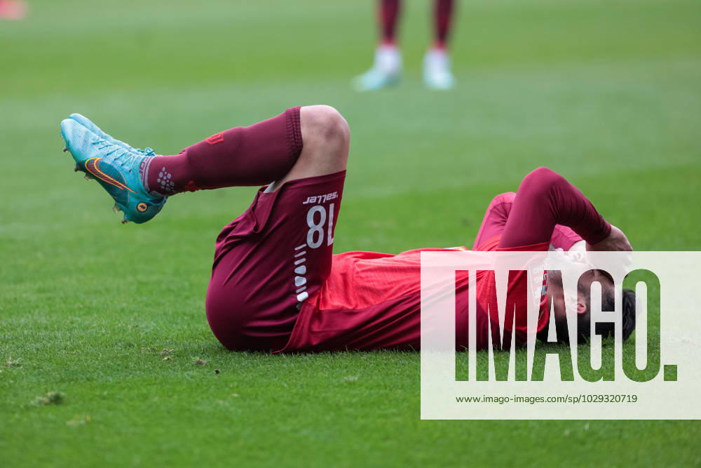 Frust, Enttaeuschung, Zorn bei Aygün Yildirim (Regensburg) ; GER, FC Hansa Rostock vs. SSV Jahn Regensburg, Fussball, 2. Bundesliga, 31. Spieltag, Spielzeit 2022 2023, 06.05..2023, DFL REGULATIONS PROHIBIT ANY USE OF PHOTOGRAPHS AS IMAGE SEQUENCES AND OR QUASI-VIDEO, GER, FC Hansa Rostock vs. SSV Jahn Regensburg, Fussball, 2. Bundesliga, 31. Spieltag, Spielzeit 2022 2023, 06.05..2023 Rostock