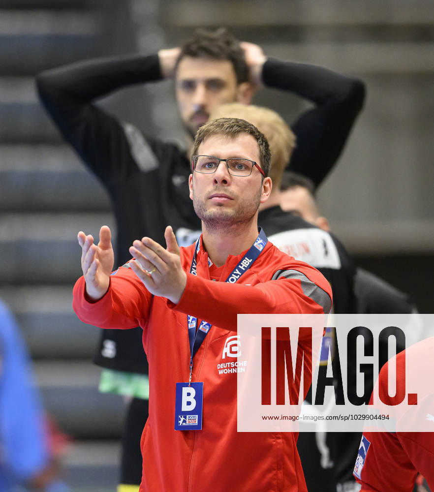 Trainer Jaron SIEWERT (B) Gestik, geste, Handball 1. Bundesliga, 30. Spieltag, Bergischer HC (BHC) - Fuechse Berlin (B) 34:30, am 14.05.2023 in Duesseldorf Deutschland. ÂÂ