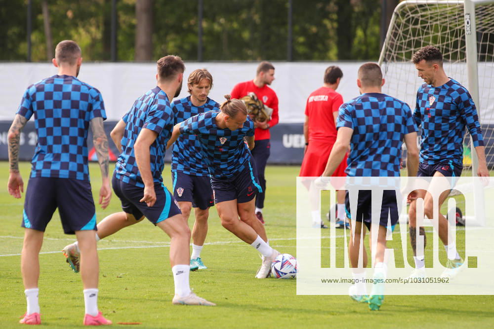 Training of the Croatian national football team Domagoj VIda of Croatia at the training of the Croatian national football team on the field of Feyenoord s football academy in Rotterdam, Netherlands on June 17, 2023. LukaxStanzl PIXSELL