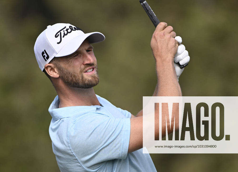 Wyndham Clark watches his drive on the ninth hole during the final round of the 2023 U.S. Open Golf Championship at the Los Angeles Country Club in Los Angeles, California on Sunday, June 18, 2023. LAP20230618731 ALEXxGALLARDO