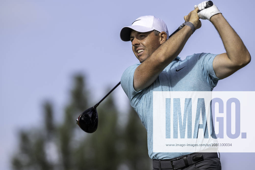 Golfer Rory Mcllroy watches his drive on the 13th hole during the 4th round of the 2023 US Open on June 18 at the Los Angeles Country Club. Los Angeles USA - ZUMAh234 20230618_zsp_h234_010