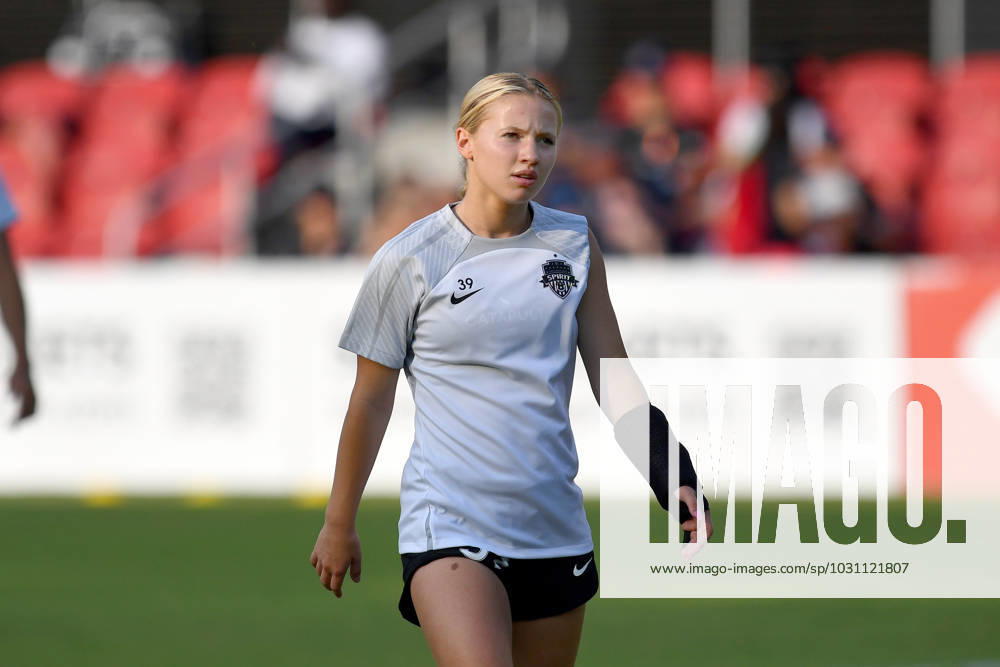WASHINGTON, DC - JUNE 10: 16-year-old Washington Spirit midfielder Chloe Ricketts (39) walks off the field after warmups of the NWSL game between Angel City FC and Washington Spirit June 10, 2023 at Audi Field in Washington, D.C.. (Photo by Randy Litzinger Icon Sportswire) SOCCER: JUN 10 NWSL Washington Spirit vs Angel City FC Icon9662306100045