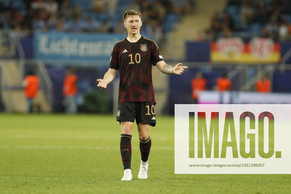 UEFA U21, U 21 EM, Deutschland - England, 3. Gruppenspiel, 28.06.2023, Batumi Angelo STILLER ( 10, Deutschland, TSG Hoffenheim) hadert, UEFA U21-Fussball-Europameisterschaft in Rumaenien und Georgien, Deutschland - England, 3. Gruppenspiel, 28.06.2023, Batumi