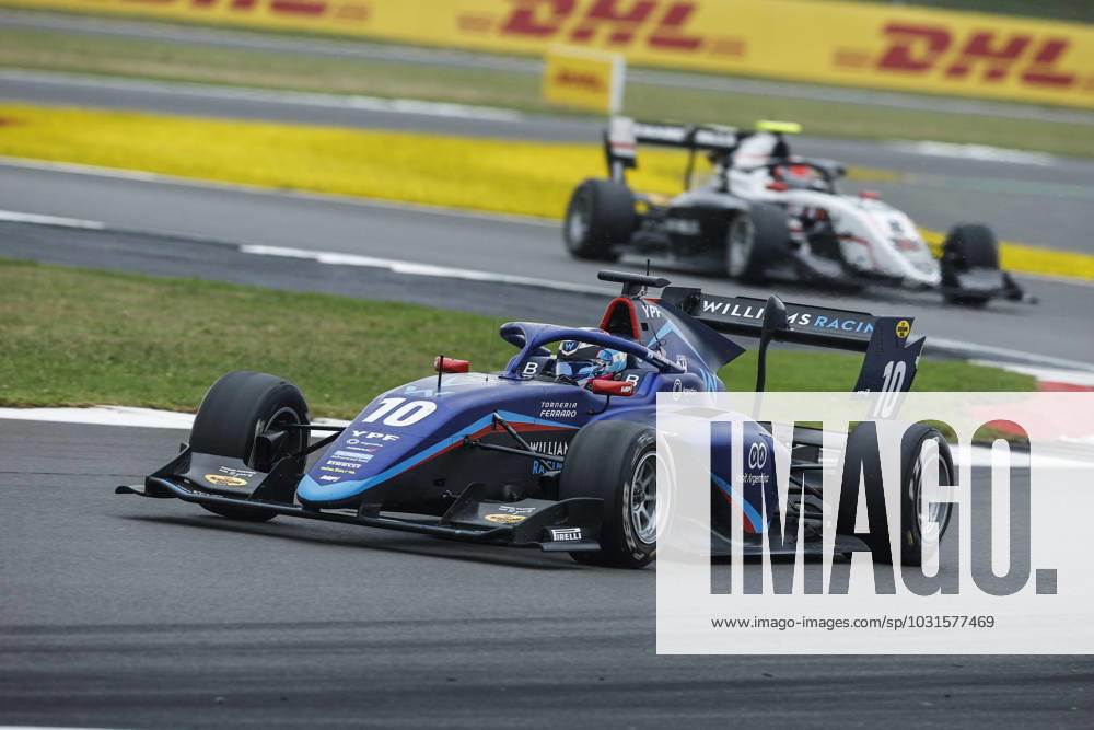 10 COLAPINTO Franco (arg), MP Motorsport, Dallara F3, action during the 6th round of the 2023 FIA Formula 3 Championship from July 7 to 9, 2023 on the Silverstone Circuit, in Silverstone, United Kingdom - AUTO - FORMULA 3 2023 - SILVERSTONE DPPI Panoramic 00123025__R3_9897