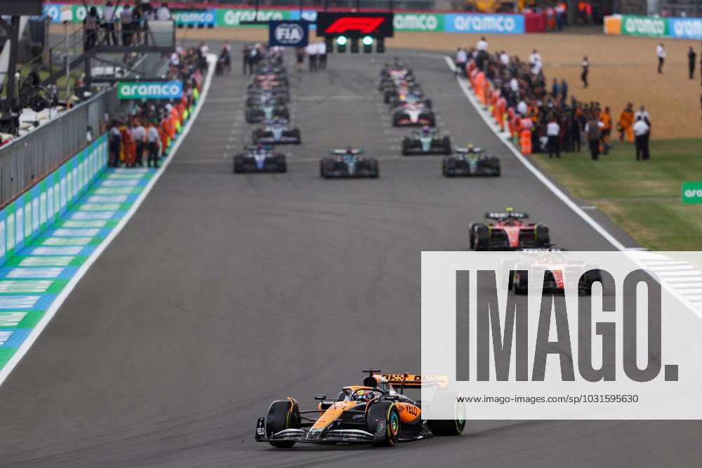 81 PIASTRI Oscar (aus), McLaren F1 Team MCL60, action during the 2023 Formula 1 Aramco British Grand Prix, 10th round of the 2023 Formula One World Championship, WM, Weltmeisterschaft from July 7 to 9, 2023 on the Silverstone Circuit, in Silverstone, United Kingdom