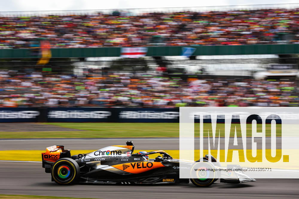 81 PIASTRI Oscar (aus), McLaren F1 Team MCL60, action during the 2023 Formula 1 Aramco British Grand Prix, 10th round of the 2023 Formula One World Championship, WM, Weltmeisterschaft from July 7 to 9, 2023 on the Silverstone Circuit, in Silverstone, United Kingdom