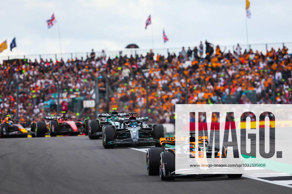 81 PIASTRI Oscar (aus), McLaren F1 Team MCL60, action during the 2023 Formula 1 Aramco British Grand Prix, 10th round of the 2023 Formula One World Championship, WM, Weltmeisterschaft from July 7 to 9, 2023 on the Silverstone Circuit, in Silverstone, United Kingdom