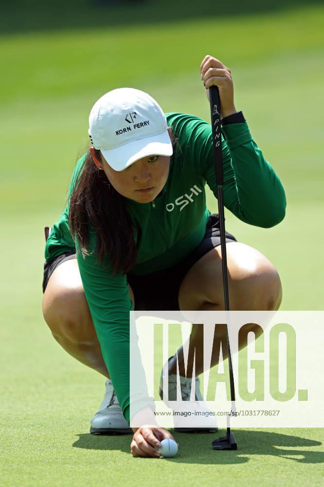 Dana Open Allisen Corpuz lines up her putt on the 4th green during Day Two of the Dana Open at Highland Meadows Golf Club in Sylvania, Ohio USA, on Friday, July 14, 2023. Sylvania Ohio United States