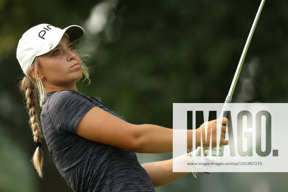 Dana Open Mia Hammond tees off on the second tee during the final round of the Dana Open at Highland Meadows Golf Club in Sylvania, Ohio USA, on Sunday, July 16, 2023. Sylvania Ohio United States