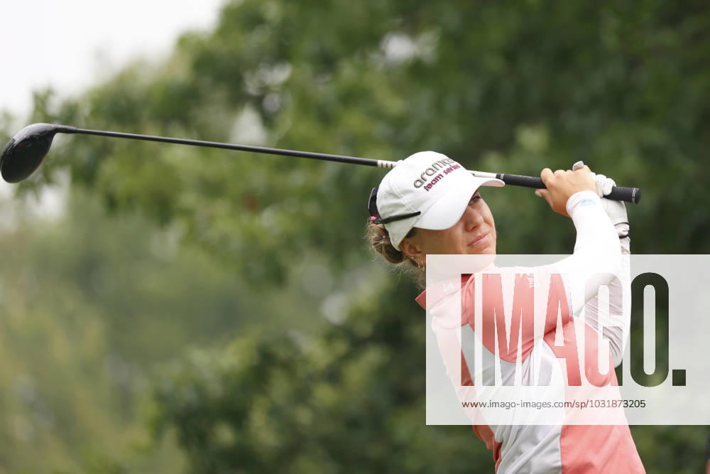 SYLVANIA, OH - JULY 15: LPGA, Golf Damen golfer Stephanie Kyriacou plays her tee shot on the 5th hole during the Dana Open on July 16, 2023, at Highland Meadows Golf Club in Sylvania, Ohio. (Photo by Brian Spurlock Icon Sportswire) GOLF: JUL 15 LPGA Dana Open Icon230716110