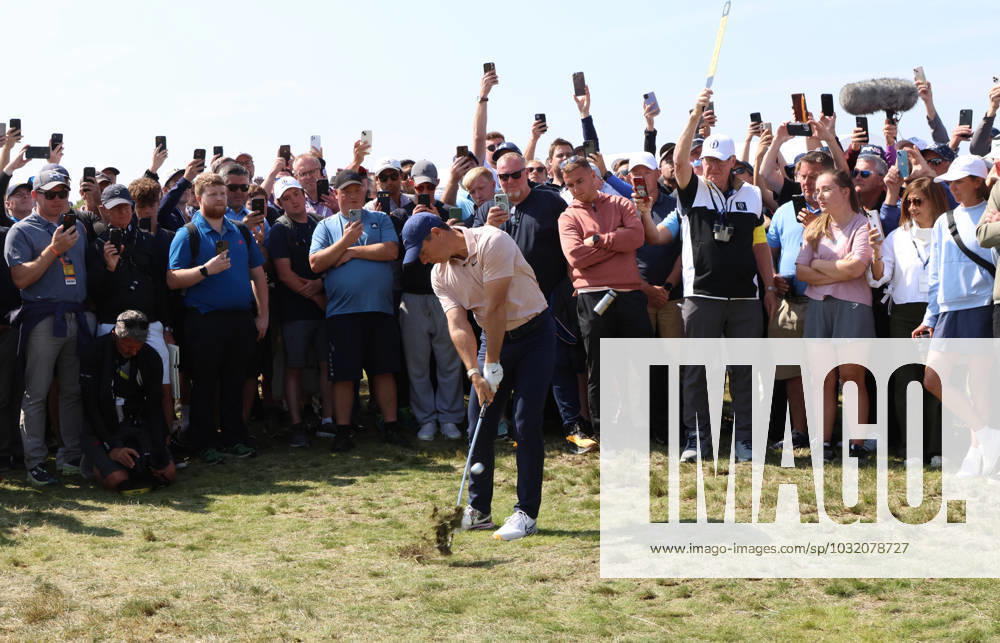 Northern Ireland s Rory Mcllroy hits out of the rough on the second hole on the first day at the 151st Open Championship at Royal Liverpool Golf Club in Hoylake, England on Thursday, July 20, 2023. LON20230720105 HUGOxPHILPOTT