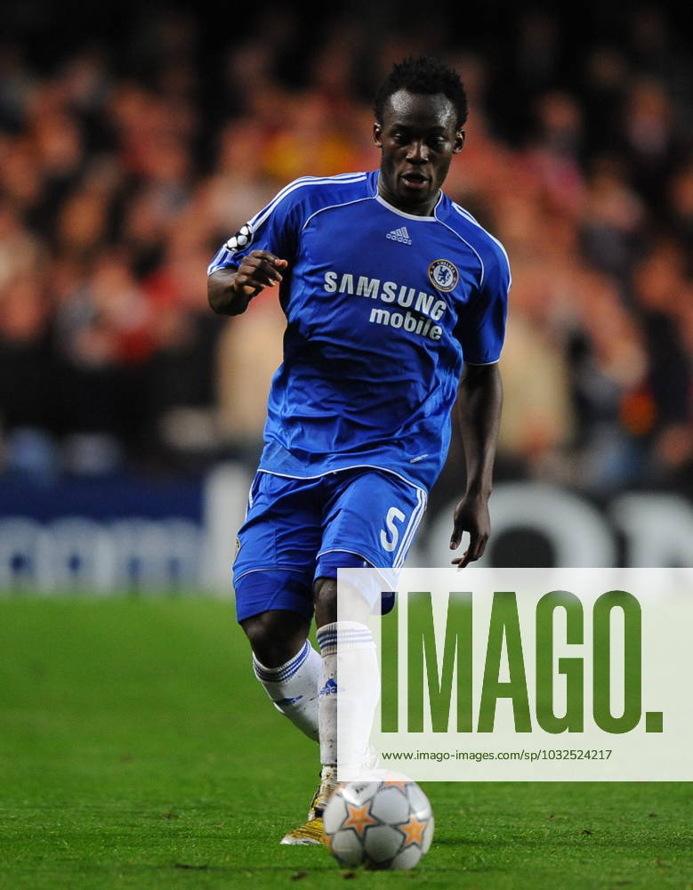 UEFA Champions League Soccer match, Semi Final, Chelsea vs Liverpool Chelsea s Michael Essien during the UEFA Champions League Soccer match, Semi Final, Second Leg, Chelsea vs Liverpool at the Stamford Bridge in London, UK on April 30, 2008. Chelsea won 3-2. Chelsea reach his first Champions League final. Photo by Steeve McMay Cameleon ABACAPRESS.COM London -