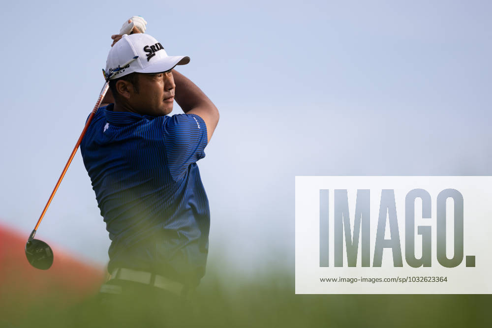BLAINE, MN - JULY 27: Hideki Matsuyama hits a tee shot on the fourteenth hole during the first round of the 3M Open at TPC Twin Cities on July 27, 2023 in Blaine, Minnesota. (Photo by Bailey Hillesheim Icon Sportswire) GOLF: JUL 27 PGA, Golf Herren - 3M Open Round 1 Icon2307270133