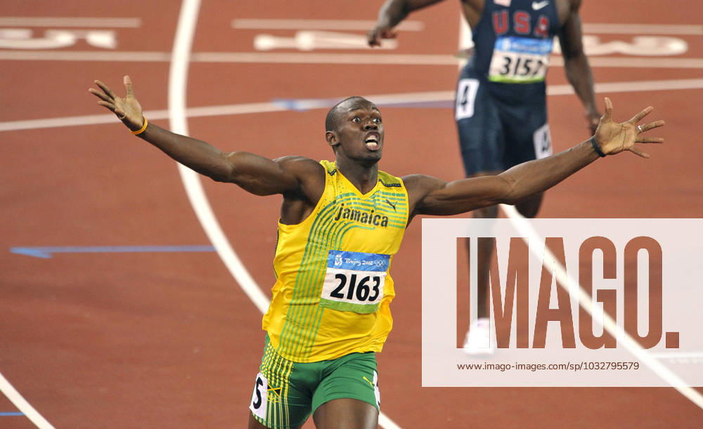Beijing 2008 Olympic Games, Olympische Spiele, Olympia, OS - Athletics Usain Bolt of Jamaica reacts after breaking the world record with a time of 19.30 to win the gold medal in the men s 200m final during the track and field athletics event of the Beijing 2008 Olympic Games on Day 12 at the National Stadium in Beijing, China on August 20, 2008. Photo by Willis Parker Cameleon ABACAPRESS.COM Beijing