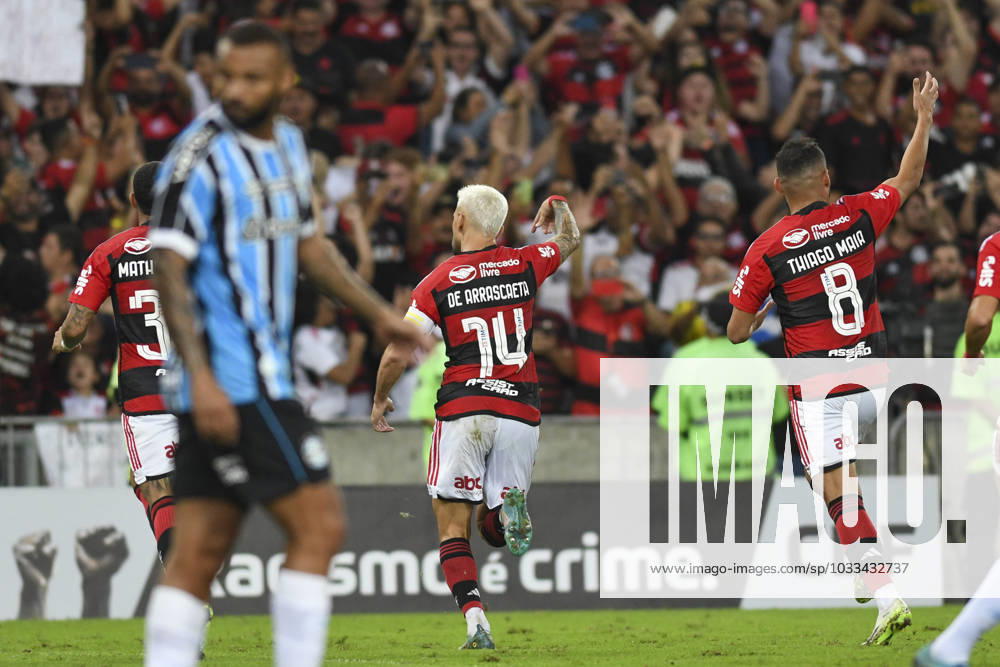 Flamengo x Grêmio RIO DE JANEIRO, RJ - 16.08.2023: FLAMENGO X GRÊMIO - De Arrascaeta celebrates a goal during Flamengo x Grêmio held at the Maracanã Stadium, for the second leg of the Copa do Brasil semi-final, this Wednesday night (16), in Rio de Janeiro, RJ. (Photo: Celso Pupo Fotoarena) x2419464x CelsoxPupo