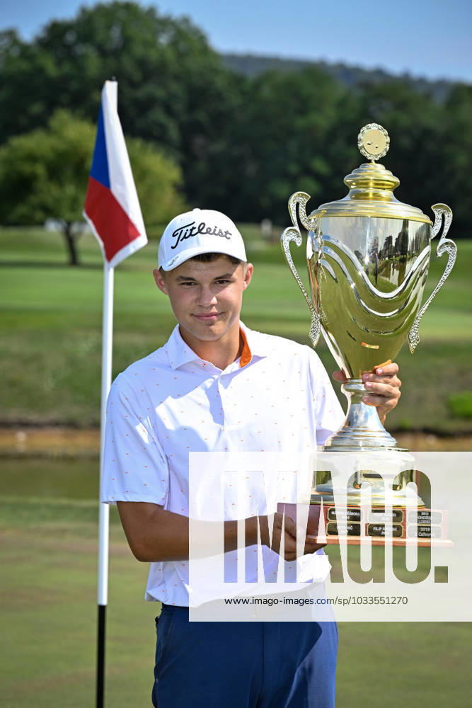 Bence Bertenyi of Hungary holds trophy after winning the men s Czech Open golf tournament, Czech PGA, Golf Herren Tour, Beroun, Czech Republic, August 20, 2023. (CTKxPhoto VitxSimanek) CTKPhotoP2023082004139 CTKPhotoP2023082004139