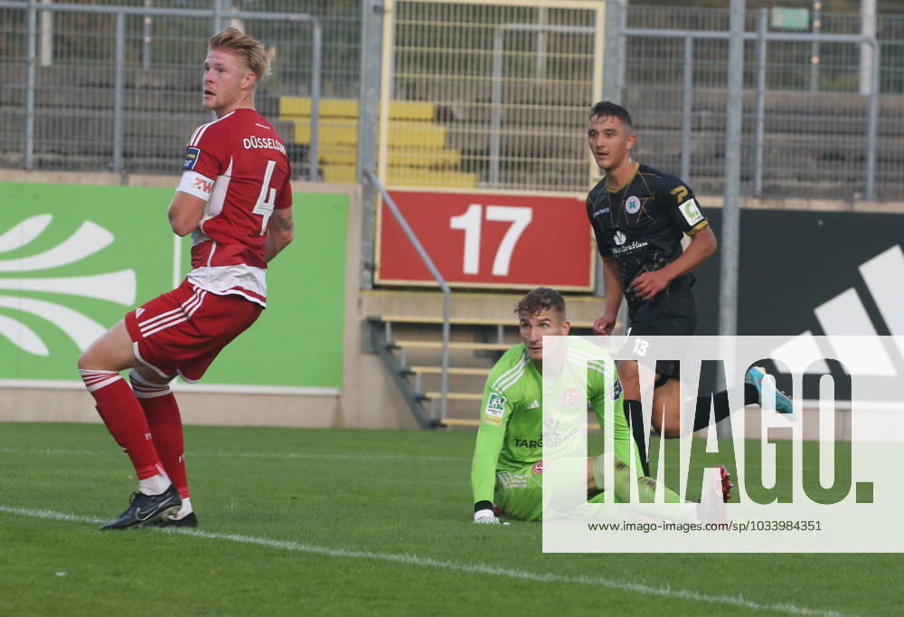 Regionallioga West, Saison 2023 - 2024, 6. Spieltag, 01.09.2023, Fortuna Düsseldorf U 23 - RW Oberhausen -- Tor für RWO, das 0:2 durch Kerem Yalcin, Tim Corsten und TW Dennis Gorka ( beide Fortuna U 23 ) sind machtlos