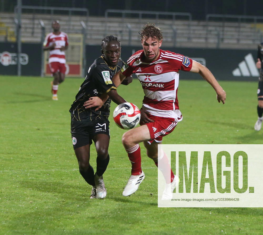 Regionallioga West, Saison 2023 - 2024, 6. Spieltag, 01.09.2023, Fortuna Düsseldorf U 23 - RW Oberhausen -- Denis Donkor ( RWO links ) und Seymour Fünger ( Fortuna U 23 )