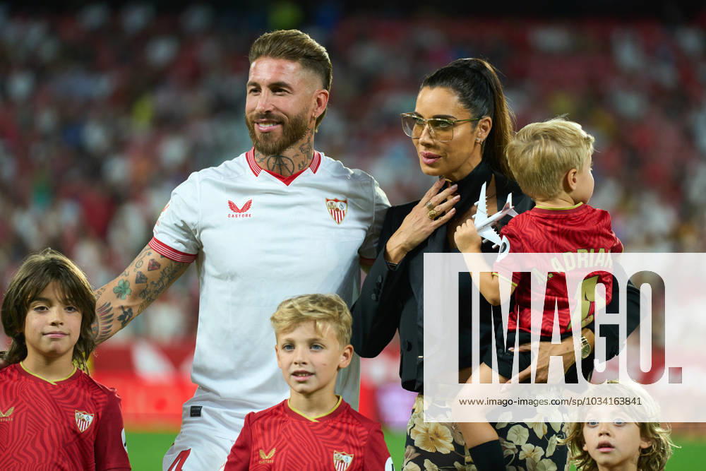 Pilar Rubio, wife of Sergio Ramos, poses with Sergio Ramos and childs during your presentation as new player of Seville FC at Ramon Sanchez-Pizjuan stadium on September 6, 2023 in Sevilla, Spain. - ZUMAa181 20230906_zaa_a181_071