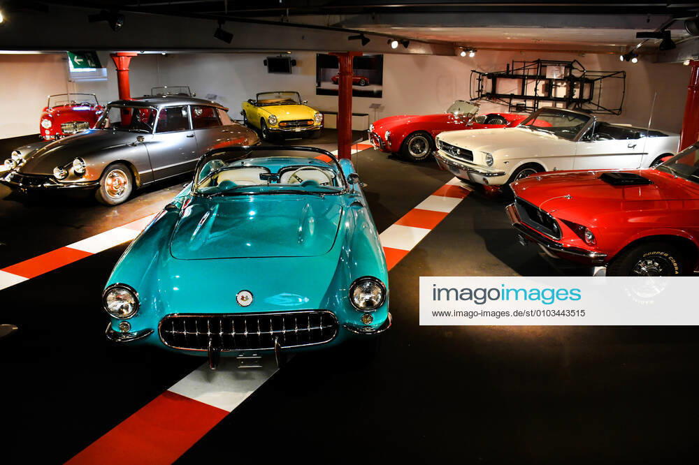 Schweiz, Romanshorn, 12.08.2020 Die autobau erlebniswelt ist ein aussergewoehnliches Automuseum in der Schweiz. Die einzigartige Sammlung des Schweizer Rennfahrers Fredy Lienhard fokussirt sich auf Sportwagen und zeigt rund 90 von weit mehr als 100 vorhandenen Fahrzeugen. Foto: Blick in die Ausstellung Das Automuseum autobau erlebniswelt in der Schweiz