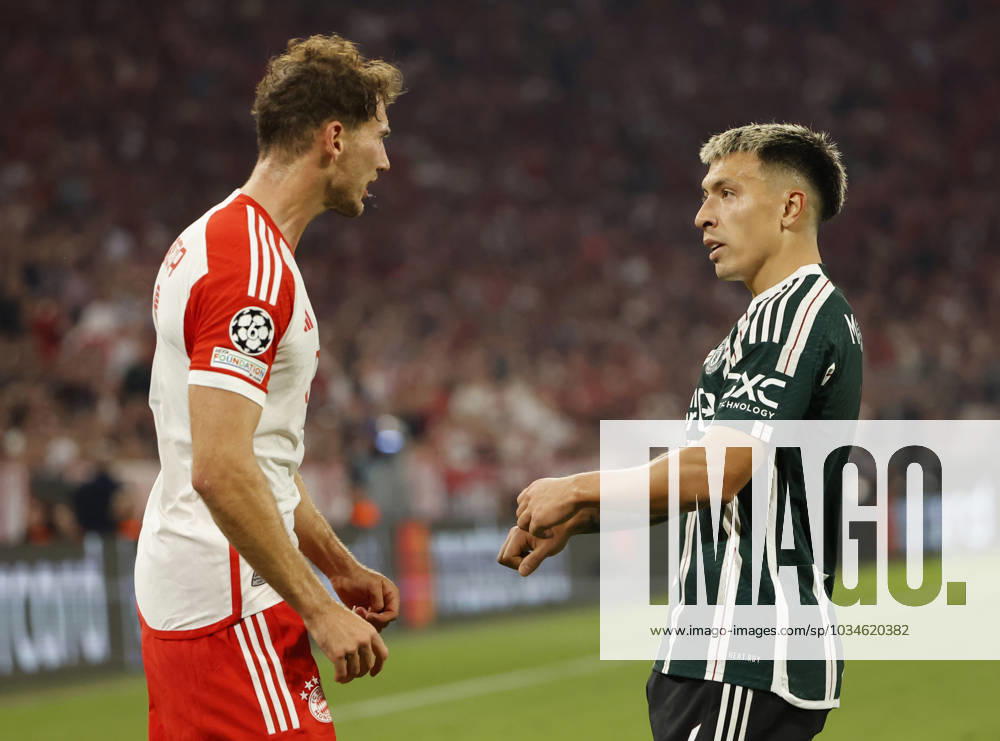 CL., Champions League, FC Bayern Muenchen vs Manchester United, ManU Allianz Arena Muenchen, Fussball, im Bild: Rauferei zwischen Leon Goretzka (FC Bayern Muenchen) und Lisandro Martinez (Manchester United)