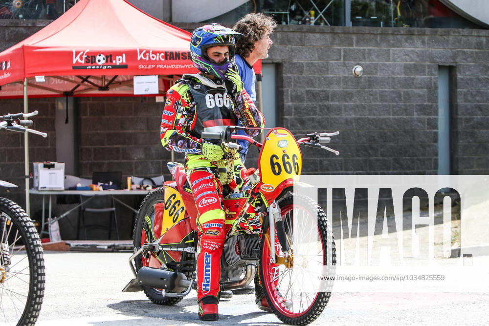 FIM Long Track World Championship, WM, Weltmeisterschaft - Rzeszow 2022 2022.06.16 Rzeszow, Poland, speedway - FIM Long Track World Speedway Championship Round 1. op: Romano Hummel