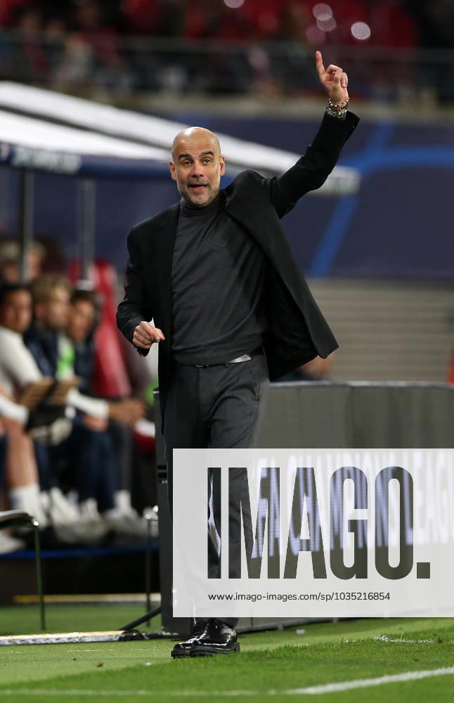 Fussball UEFA Champions League 2023 2024, Gruppenphase, 2.Spieltag, RB Leipzig - Manchester City, in der Red Bull Arena Leipzig. Trainer Pep Guardiola (Manchester City)