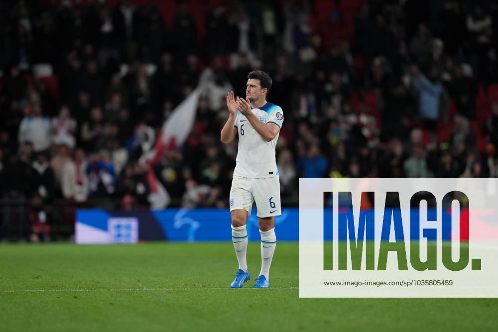 Harry Maguire Manchester United, ManU of England applauds supporters after the international match, Länderspiel, Nationalmannschaft between England and Italy at Wembley Stadium, London, England on 17 October 2023.