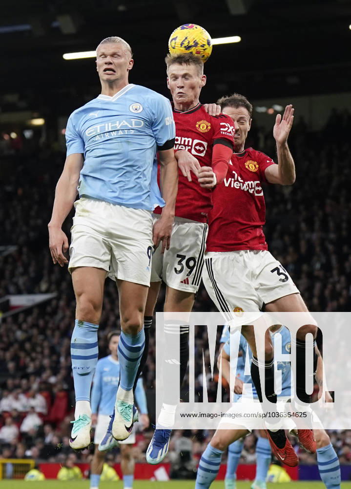 Manchester, England, 29th October 2023. Erling Haaland of Manchester City challenged by Scott McTominay of Manchester United, ManU during the Premier League match at Old Trafford, Manchester. Picture credit should read: Andrew Yates Sportimage . SPI-2690-0042
